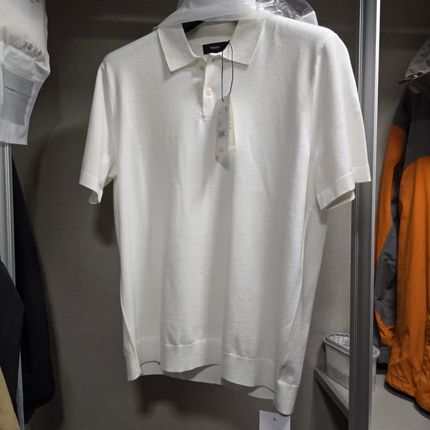 띠어리 고리스반팔 화이트 L