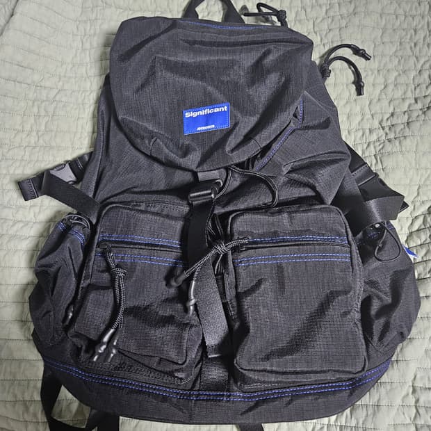 아더에러 시그니피컨트 01 백팩