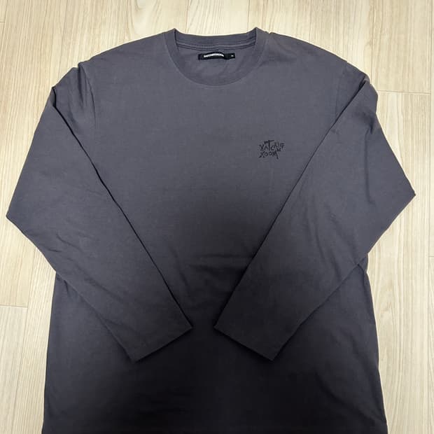 해칭룸 빅 플래쉬 롱슬리브 네이비