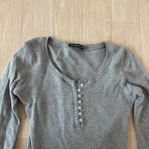 브랜디멜빌 버튼티셔츠