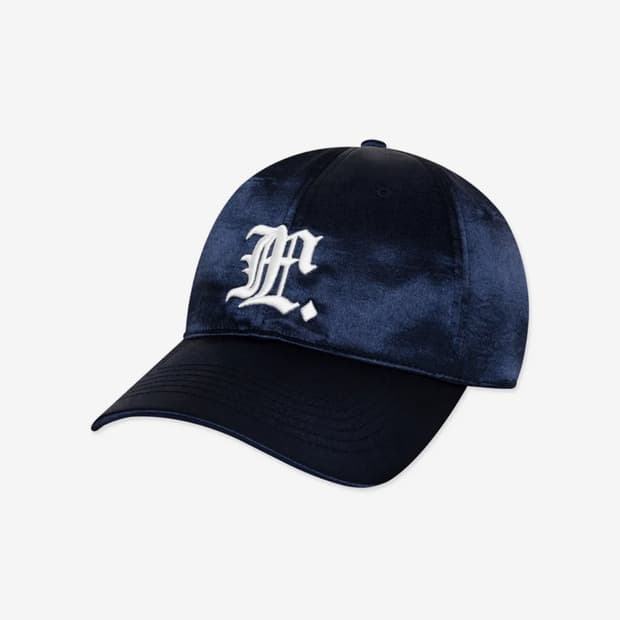 LMC GOTHIC SATIN 6PANEL CAP navy