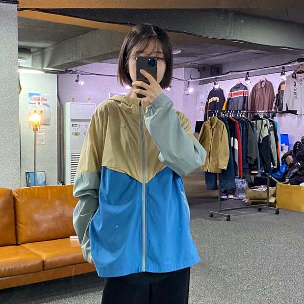 나이키 스우시 도트 컬러블럭 러닝 자켓 B4747
