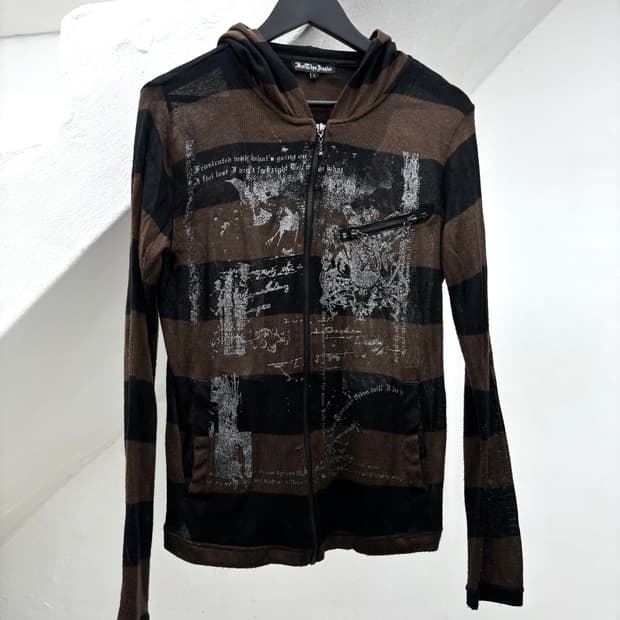 In the attic punk chain hood zip-up 