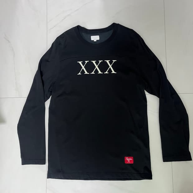 슈프림 XXX 풋볼탑 (빈지노 착용)