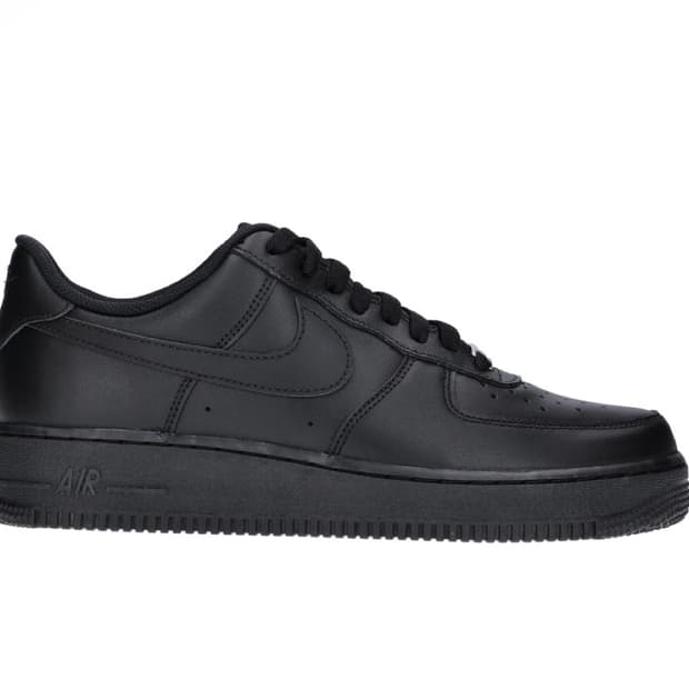 나이키 에어포스1 로우 트리플 블랙