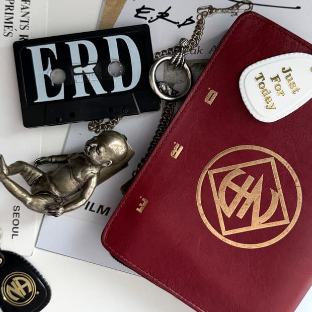 버건디 NA 클러치 