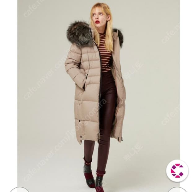 에고이스트 폭스퍼 테이프 배색 슬랜더 벤치 다운 EJ4TD003