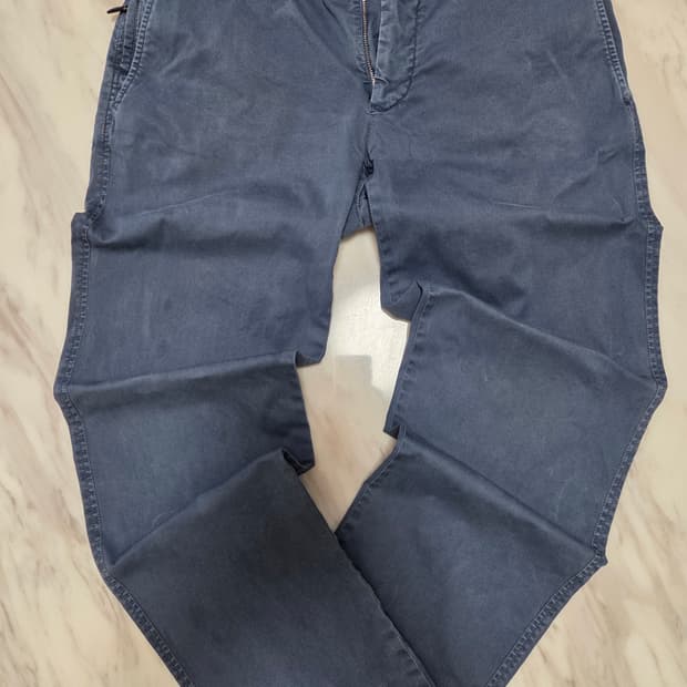 에르메네질도 제냐 슬림핏 치노 팬츠