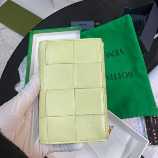 보테가 베네타 카세트 반지갑