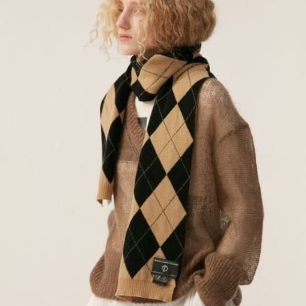 더오픈프로덕트(오픈 yy) 아가일 머플러 새상품