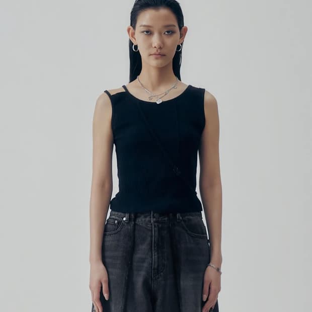 트리밍버드 Curve Dubre Sleeveless 블랙