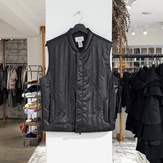 아르마니 익스체인지 다크브라운 레더 패디드 베스트 자켓