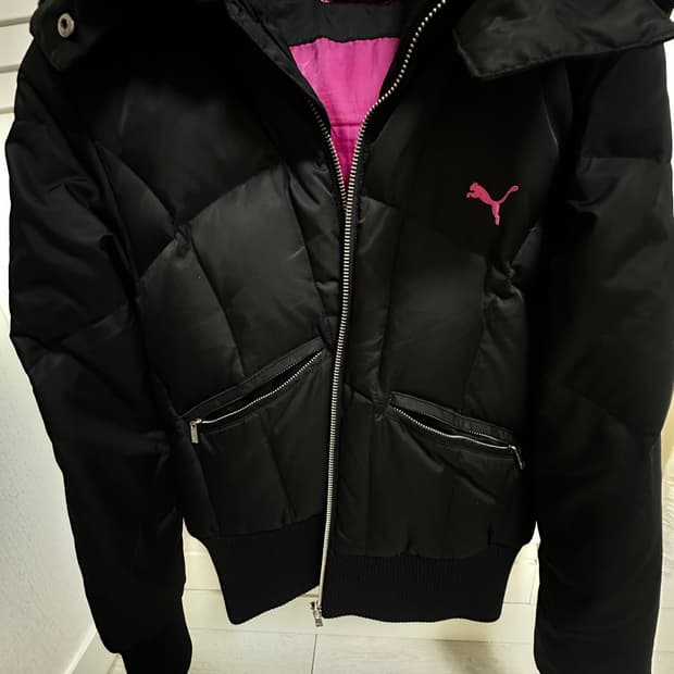 퓨마 핑크로고 빈티지 패딩 