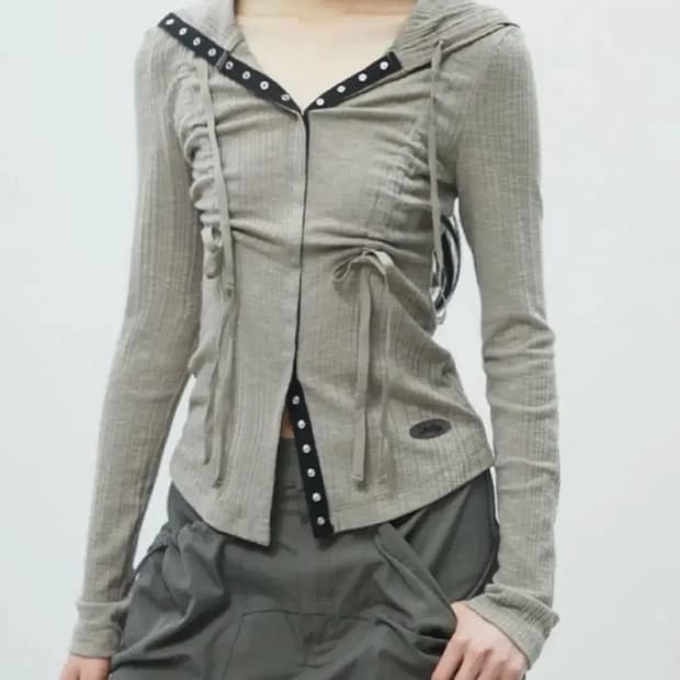 라라폭스 후드집업 SHIRRING SNAP BOTTON HOODIE