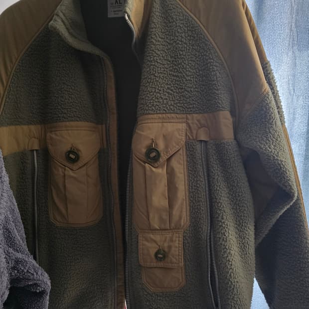 스펙테이터 후리스