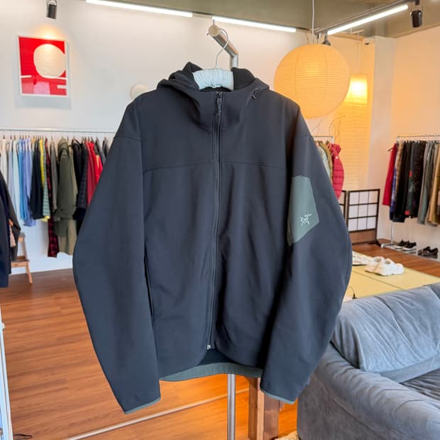 아크테렉스 앱실론 SV 후디 자켓