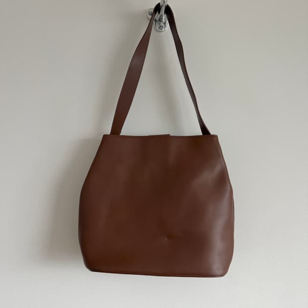 로서울(ROH) 레더 호보 숄더백