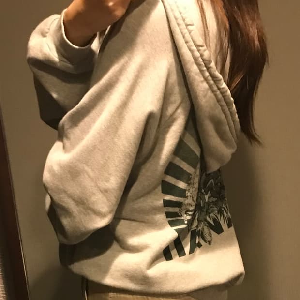 드리스반노튼 후드티