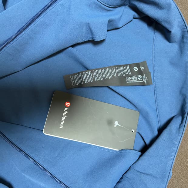 룰루레몬 제로드인 트랙재킷 Blue Twill / M사이즈