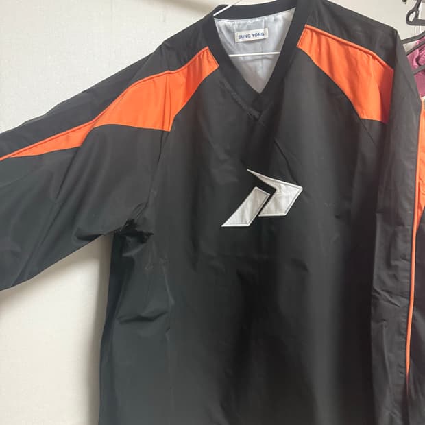 아노락 바람막이