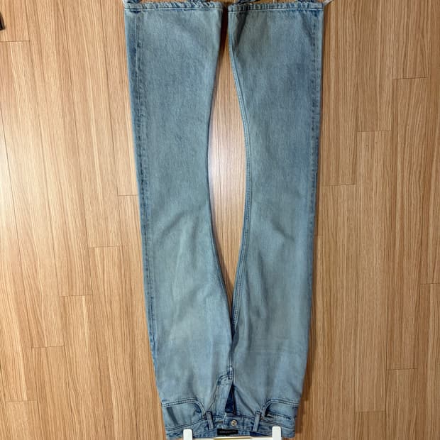 (XS) 발렌시아가 연청 플레어진