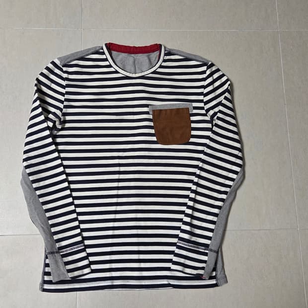 시스템 옴므 스웨이드 포켓 스트라이프 티셔츠 