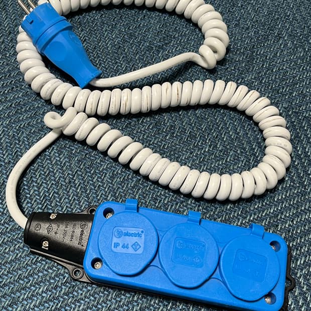 사무엘스몰즈 멀티탭 3구