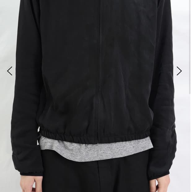 구매))) les cupra zip-up black 2사이즈 구합니다.