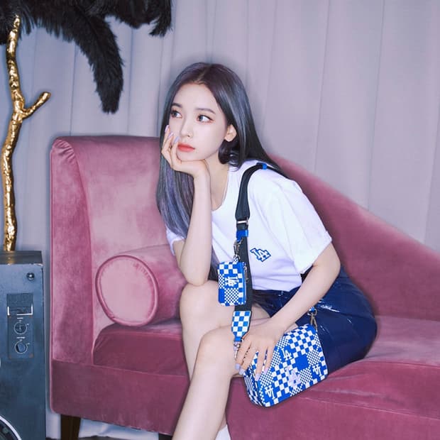 💙에스파 카리나 착용💙 MLB 모노그램 반팔