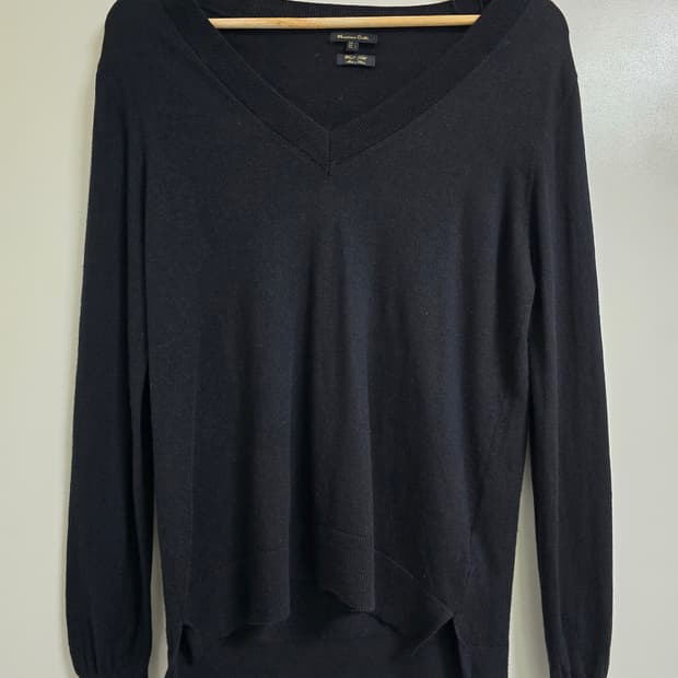 마시모두띠 실크 블랙 브이넥 니트 L