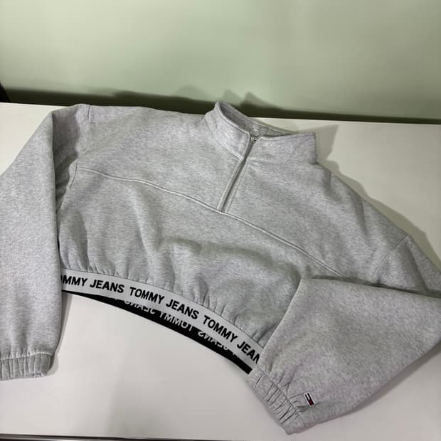 우먼FREE 타미진스 타미힐피거 그레이 반집업 크롭 맨투맨