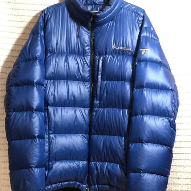 컬럼비아 티타늄 블루 구스 다운 경량 패딩 거위털 몽벨 맛