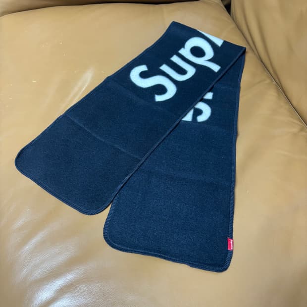 슈프림 머플러 목도리 로고 블랙