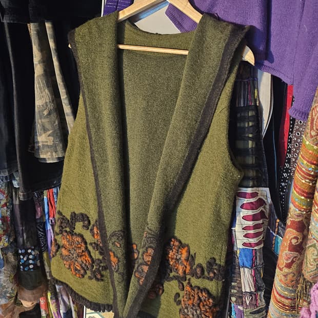 독버섯 후드 베스트