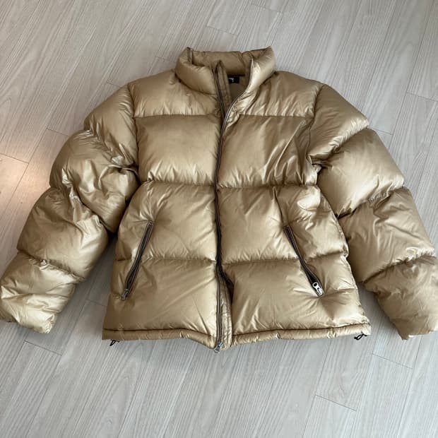 스투시 다운 퍼퍼 파라슈트 립스탑 코요테 L사이즈