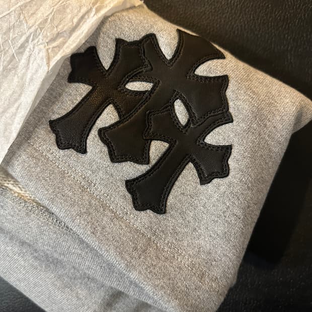 크롬하츠 페이퍼잼 크로스패치 스웨트팬츠 쇼츠