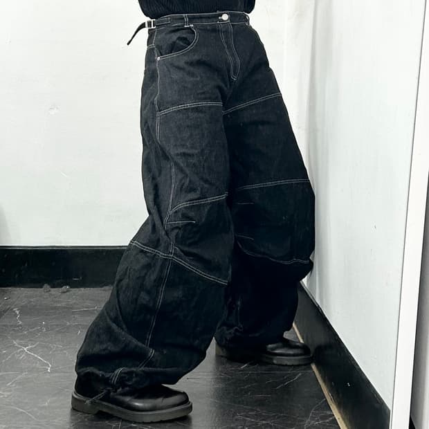 배드블러드 스쿼드 컨백스 팬츠