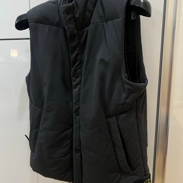 스톤아일랜드 울 조끼패딩 100-103