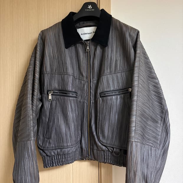 앤더슨벨 오르테가 봄버 재킷 awa386m(CHARCOAL) L 100