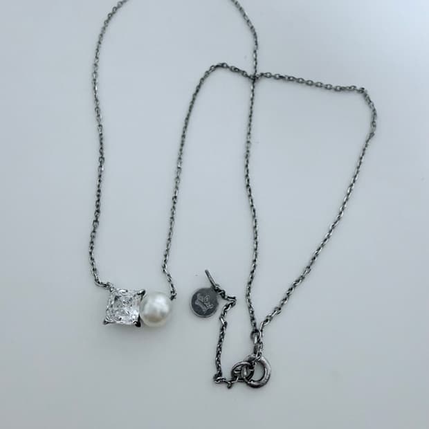 제이에스티나 목걸이 풀박