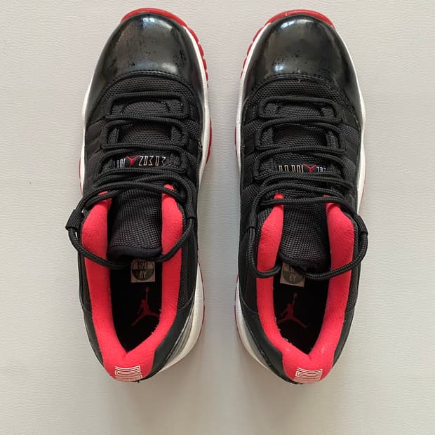 [나이키에어조던11 레트로 브레드 로우] 정품 우먼 (us6Y 240mm