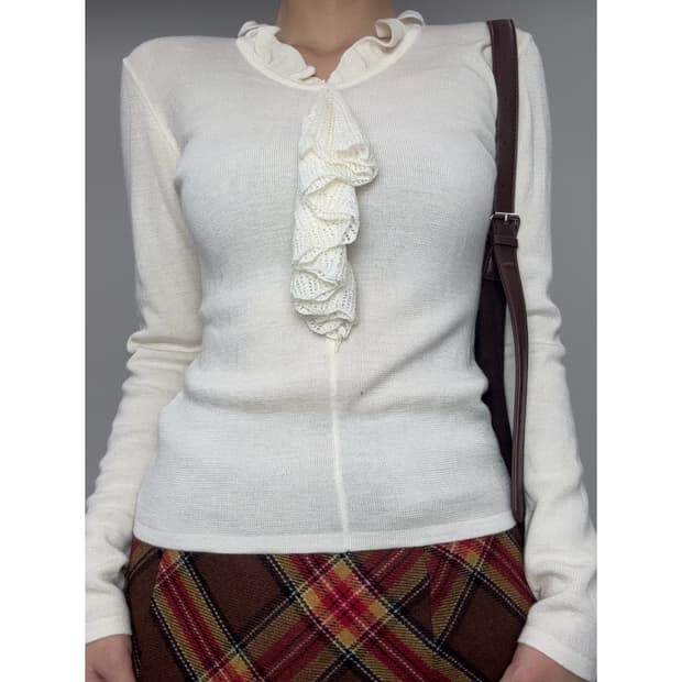 빈티지 아이보리 롱슬리브 니트