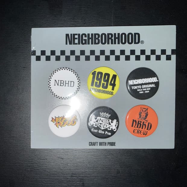 네이버후드 핀버튼 세트