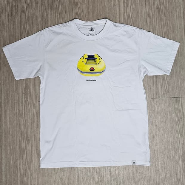 나이키 ACG 크루즈보트 반팔 M사이즈