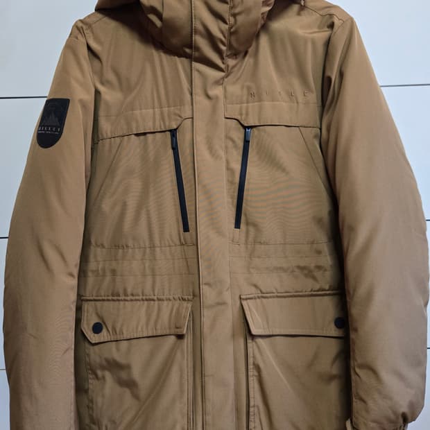 밀레 남성 헤비 다운 패딩(새상품컨디션)