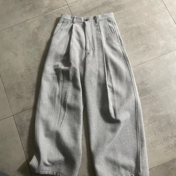 웨이비니스 해링턴 딥원턱 해링본 팬츠 1