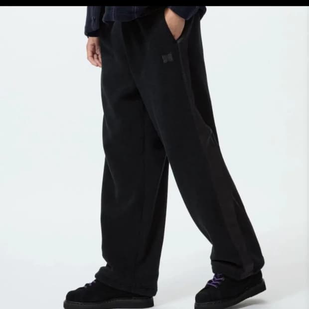 유니클로 니들스 블랙 보통기장 L사이즈