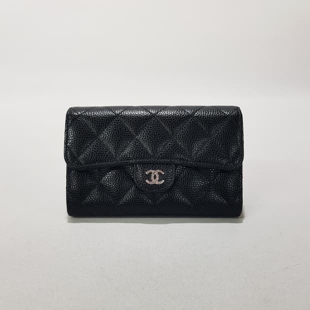 샤넬 클래식 캐비어 플랩 중지갑 AP0232 내장칩신형