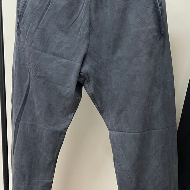 (새상품)이지갭 스웨트팬츠 포에틱블랙M