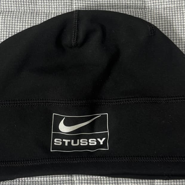 나이키 스투시 비니 스컬 캡 블랙